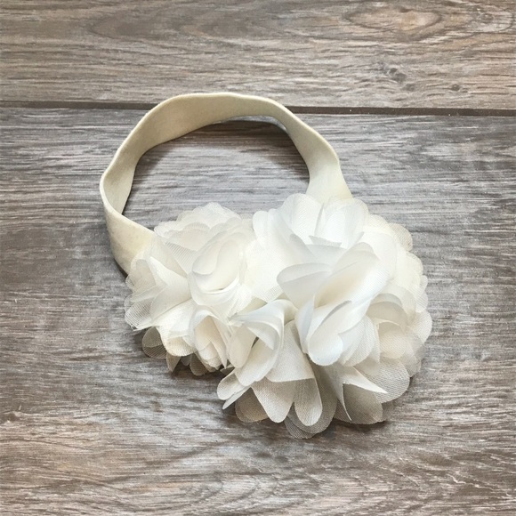 Pair of baby headbands - Picture 2 of 3